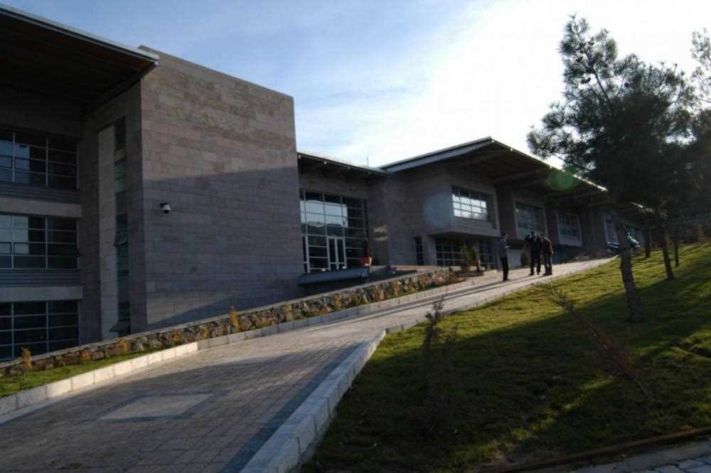 Muğla Ünivertesitesi Beden Eğitimi Spor Yüksek Okulu